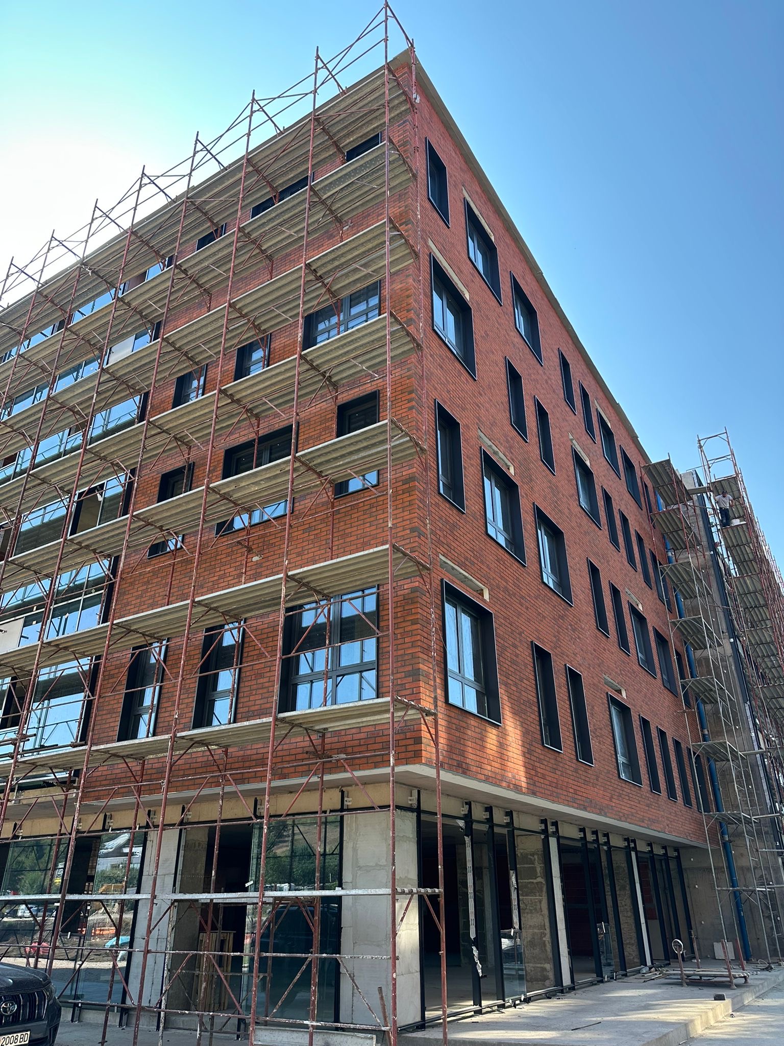 Професионална изработка и монтажа – Golden Art Skopje